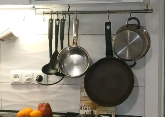 напротив вокзала * Leópolis